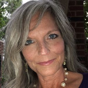 Meet your Posher, Candace